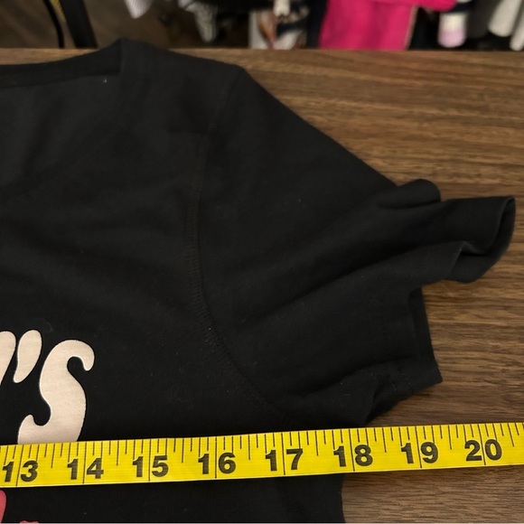 ❤️ NWT St. John's NEWFOUNDLAND Black Graphic Tee XL - Picture 8 of 9